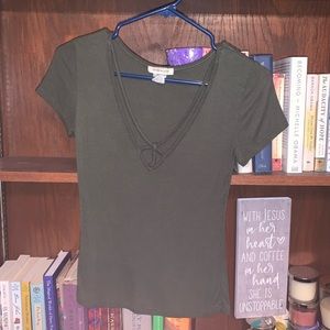 4/$15 Deep V